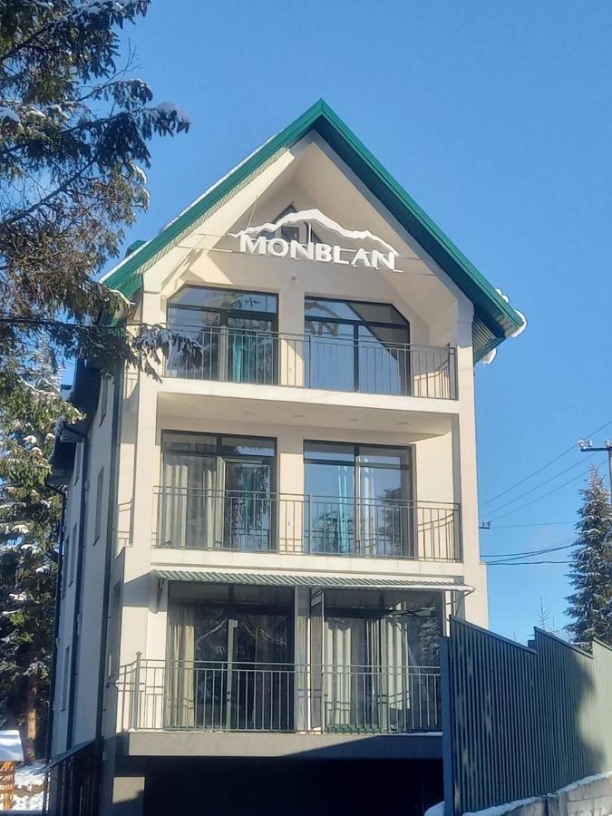 Отель Monblan Yablunytsya Esterno foto
